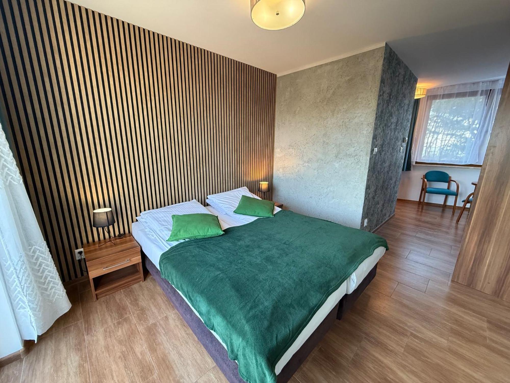 Pod Wydma Hotel Unieście Eksteriør billede